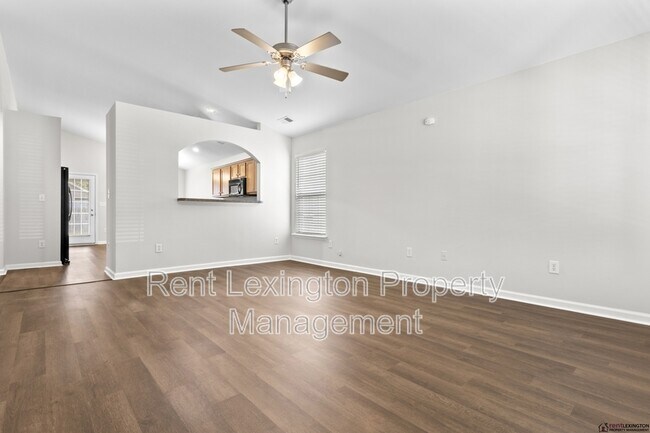 Building Photo - 2297 Spurr Rd