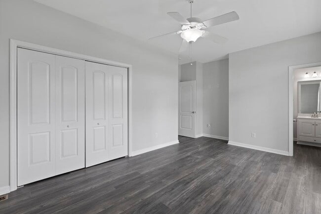 Building Photo - 184 Grandview Dr