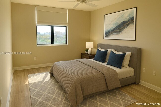 Building Photo - 888 Douglas Rd