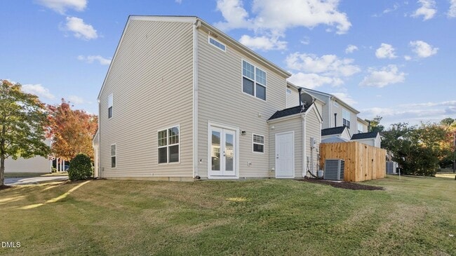 Building Photo - 1304 Cozart St