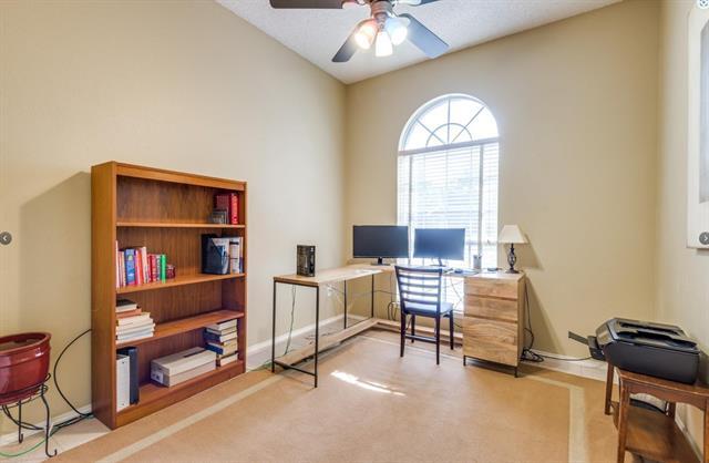 Building Photo - 7710 Brookview Dr