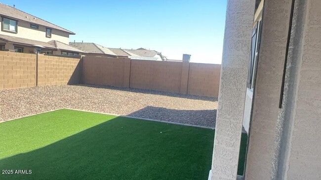 Building Photo - 21834 E Stirrup Ct