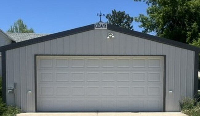 Building Photo - 30048 Maul Rd