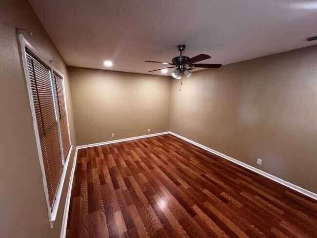 Building Photo - Nice 3-1-1 home located just off Airline and Gollihar