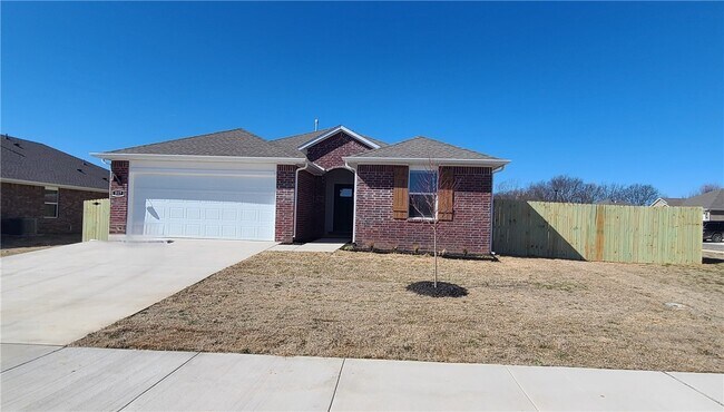 Building Photo - 517 Colorado St