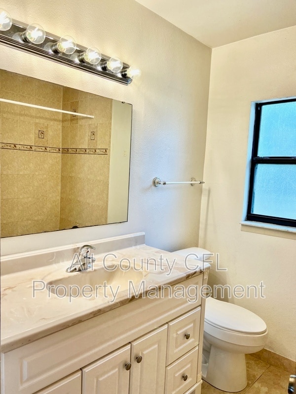 Building Photo - 718 Buckminster Cir