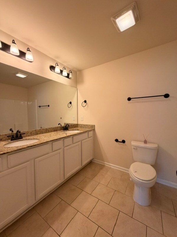 Building Photo - 213 Golden Fluke Dr
