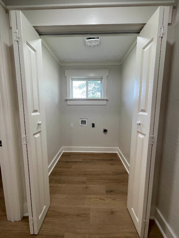 Building Photo - 604 12th St SE