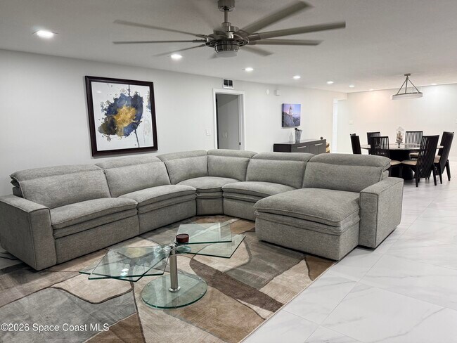 Building Photo - 3223 S Atlantic Ave