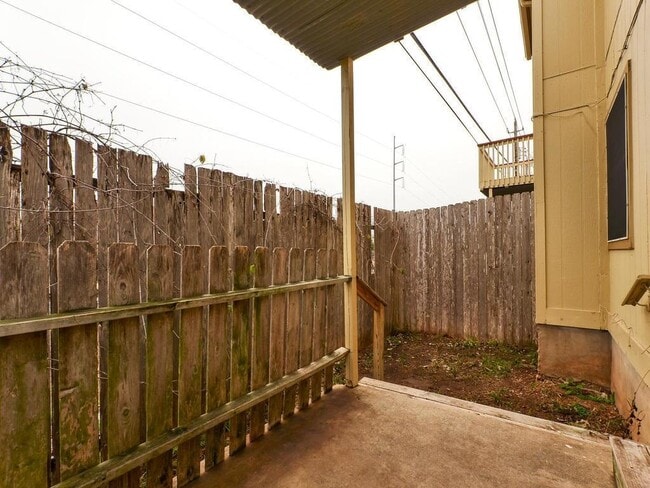 Building Photo - 4300 Acropolis Ct