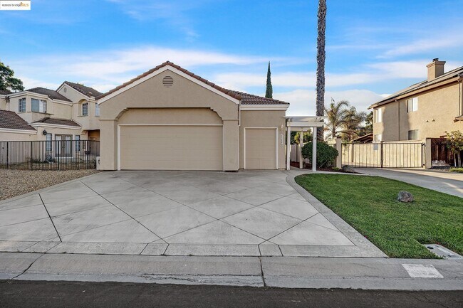Primary Photo - 2380 Wayfarer Dr