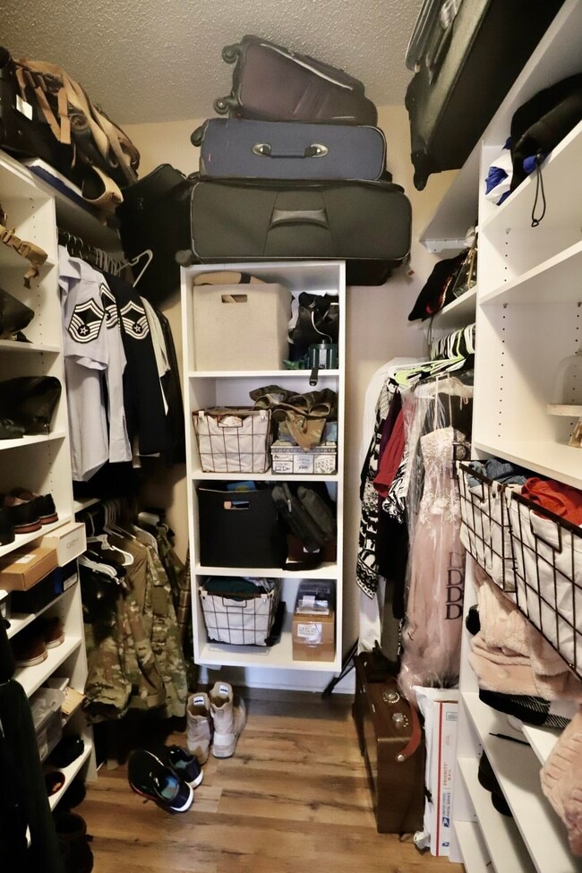 Building Photo - 1855 Beachforest Way