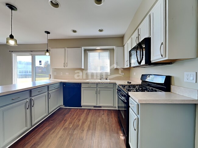 Building Photo - 2735 Lahinch Dr