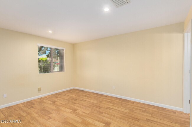 Building Photo - 4354 N 82nd St