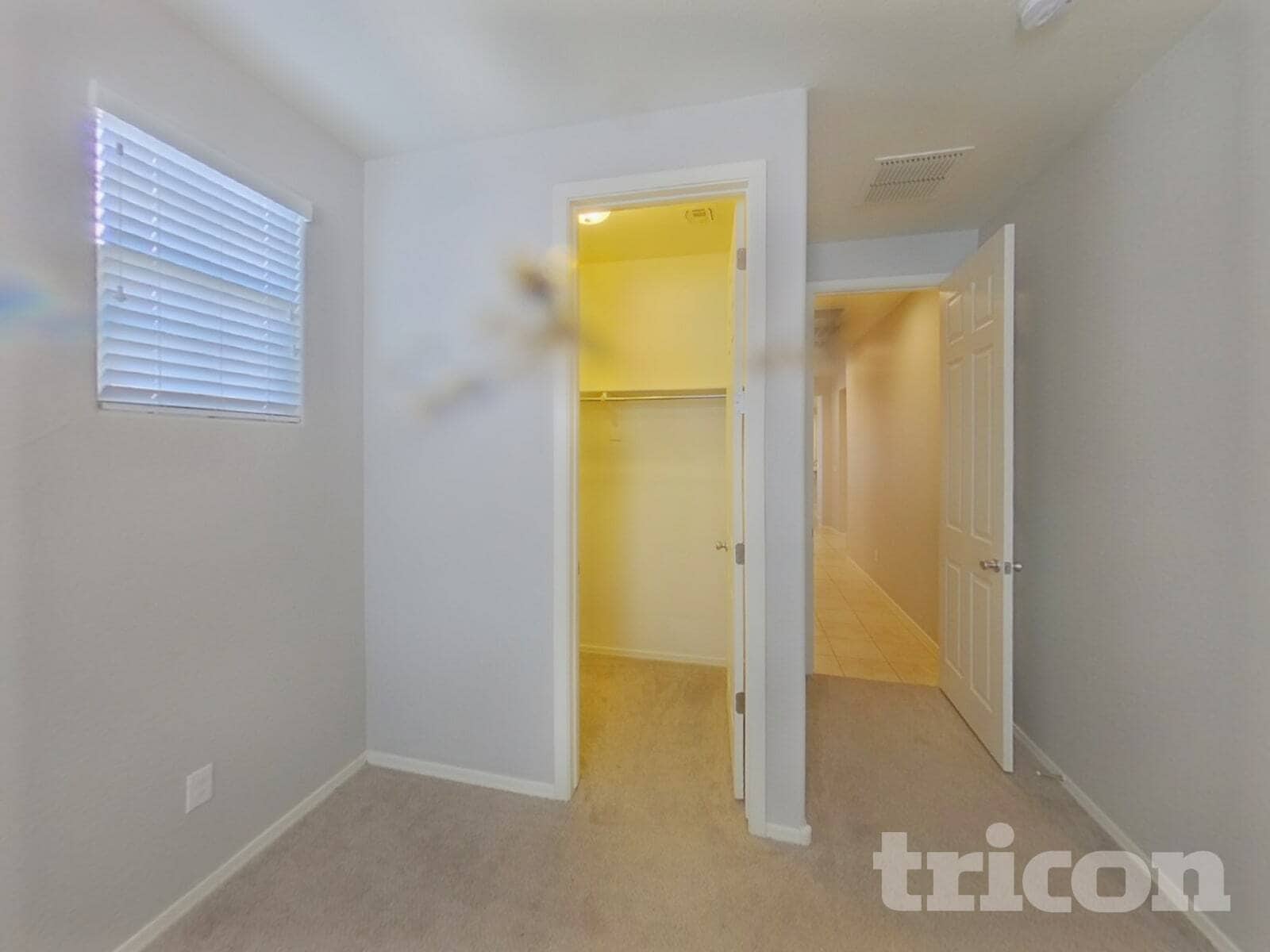 Building Photo - 41038 W Portis Dr