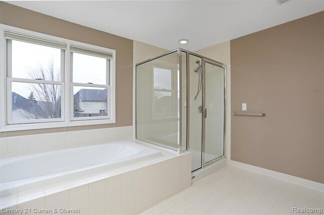 Building Photo - 41656 Steinbeck Glen