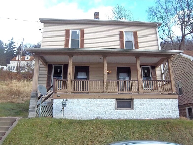 Primary Photo - 844 Clifton St