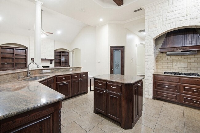 Building Photo - 3205 High Ridge Ct