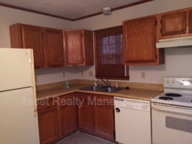 Building Photo - 3517 Curtis Ln