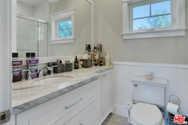 Building Photo - 19633 Wells Dr