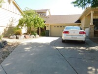 Building Photo - Home in Fountain Greens