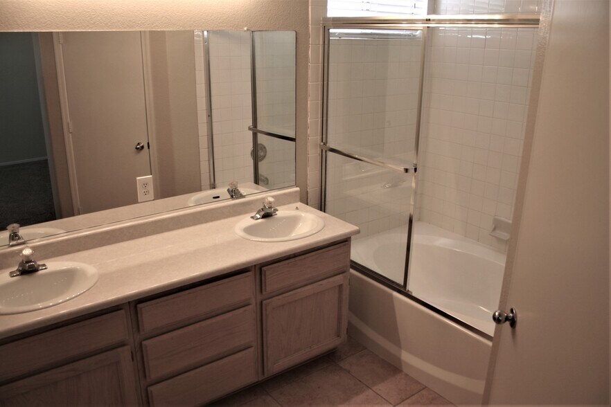 Building Photo - 9084 Tiger Shale Way