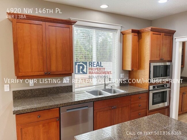 Building Photo - 4920 NW 146th Pl