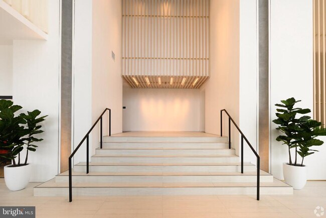 Building Photo - 3130 Potomac Ave