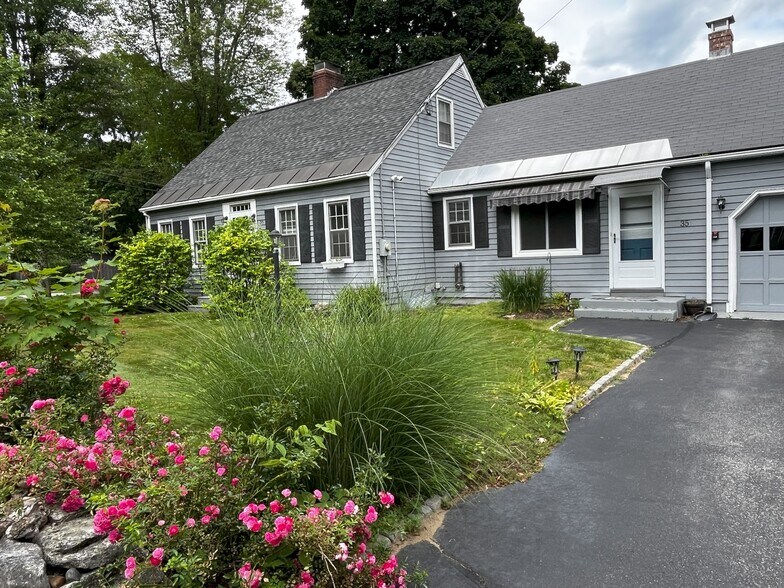 Primary Photo - 35 Hastings Ave