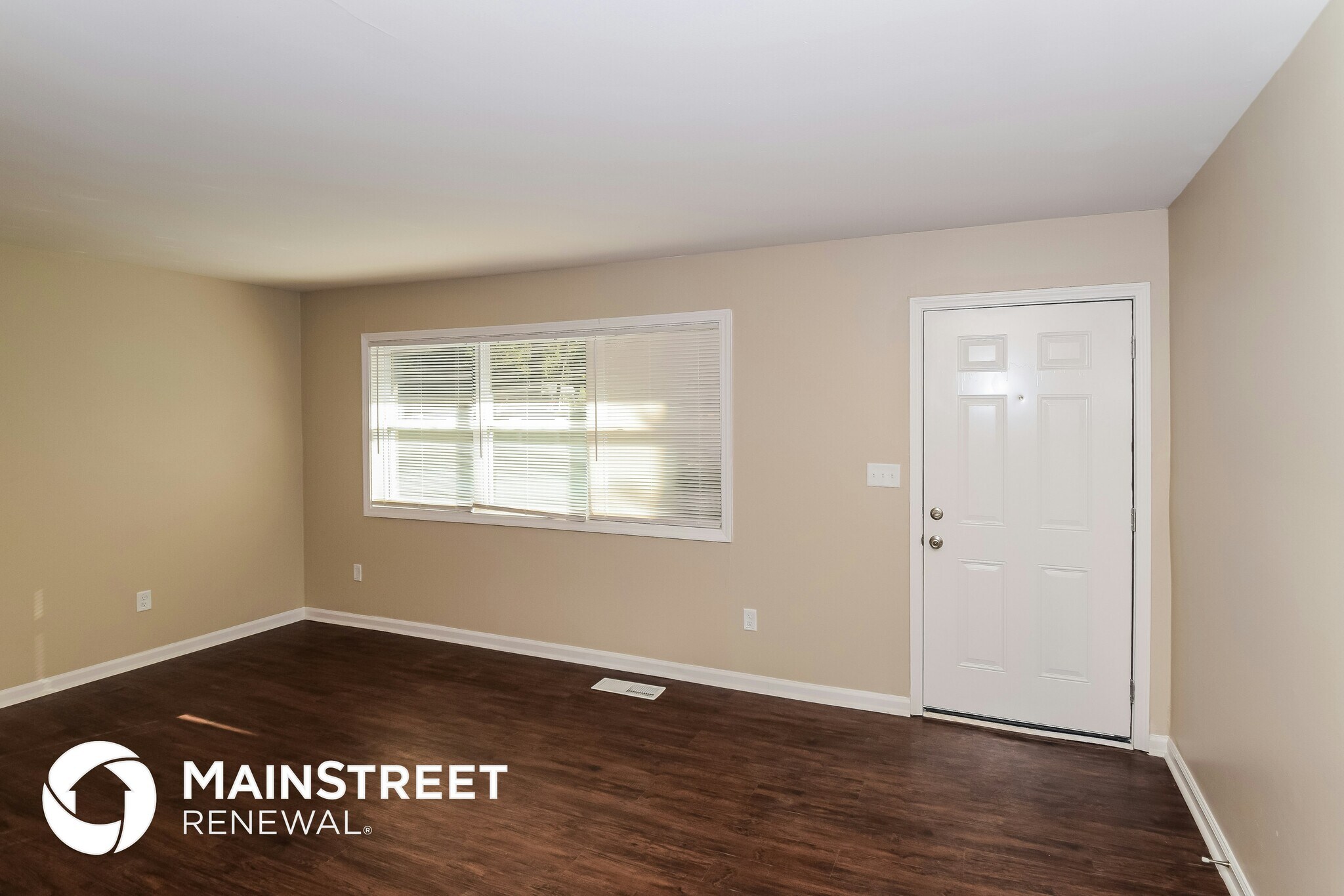 Building Photo - 1128 Lay Dr