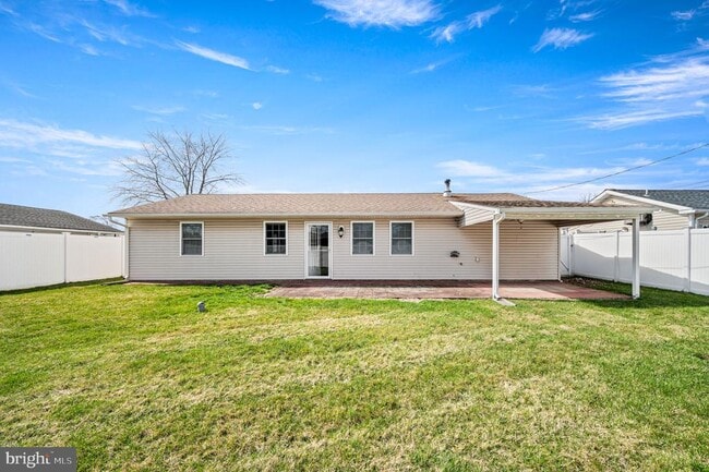 Building Photo - 34 Shepherd Ln