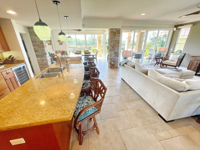 Building Photo - Tastefully Furnished and Exquisite 4 Bed/3 Bath in Hokulani Golf Villas with Ocean Views & Amenit...