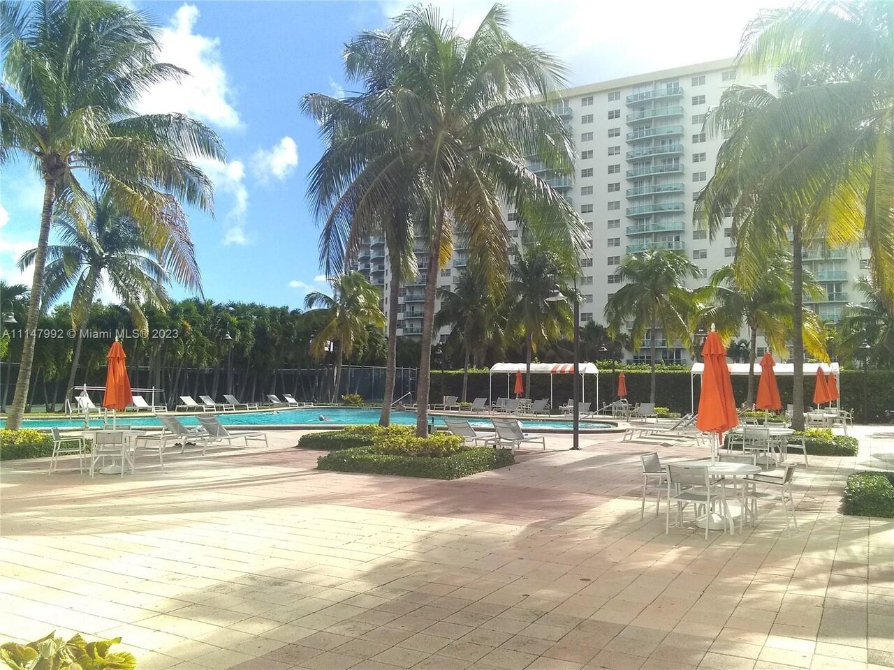 Pool - 19380 Collins Ave