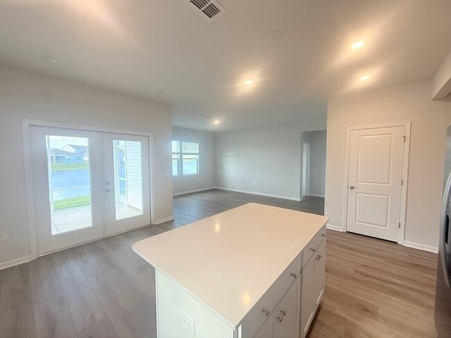 Building Photo - 1022 Laconic Dr