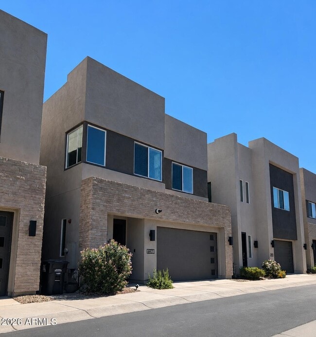 Building Photo - 6931 E Orion Dr
