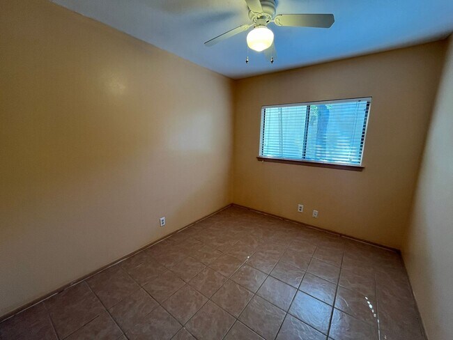 Building Photo - 7339 Hunters Land