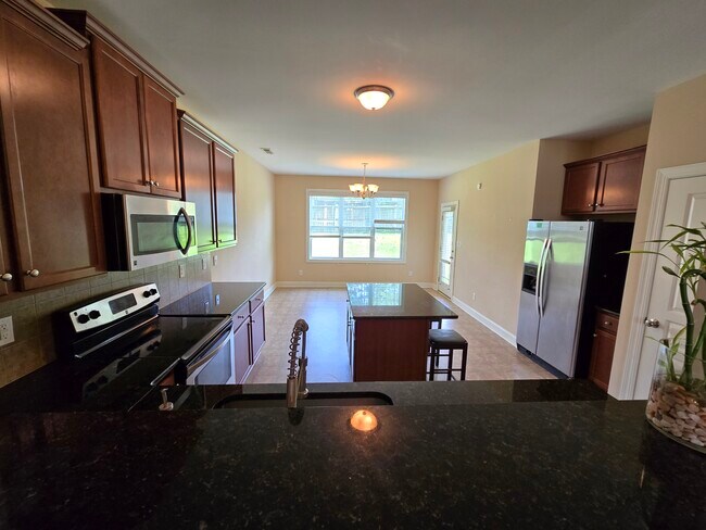 Building Photo - 47 Kentucky Derby Ln