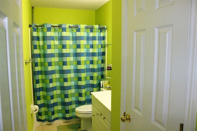 Building Photo - 355 Forest Hill-Irene Rd