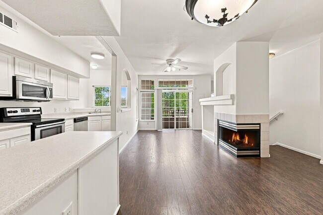 Building Photo - $2,030.95, 2 Beds - 2.5 Bath, Condo in Denver with Central A/C!