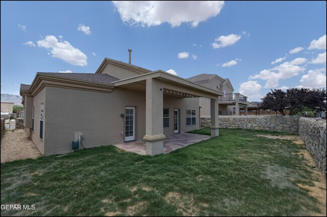 Building Photo - 11420 Victor Flores Pl