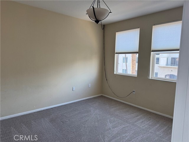 Building Photo - 2414 Scholarship