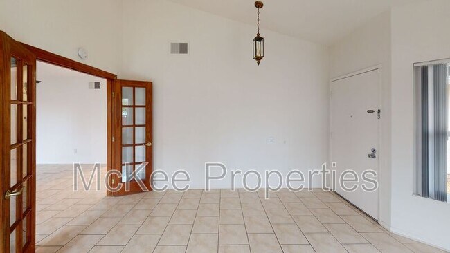 Building Photo - 5895 Alta Vista Ave