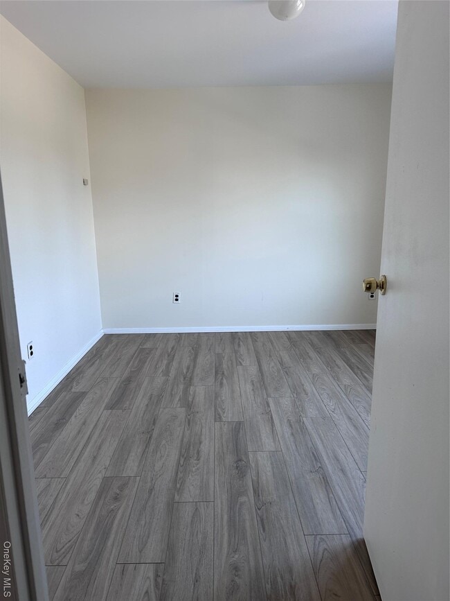 Building Photo - 309 Woods Ave