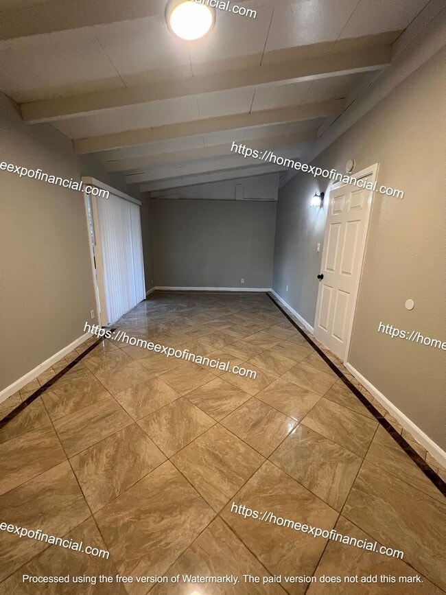 Building Photo - Nice Home For Rent