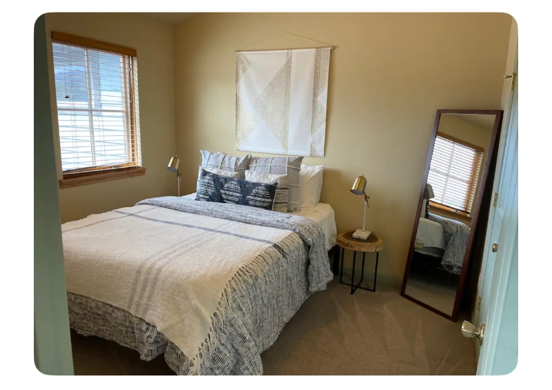 Building Photo - 107 Valley Ct