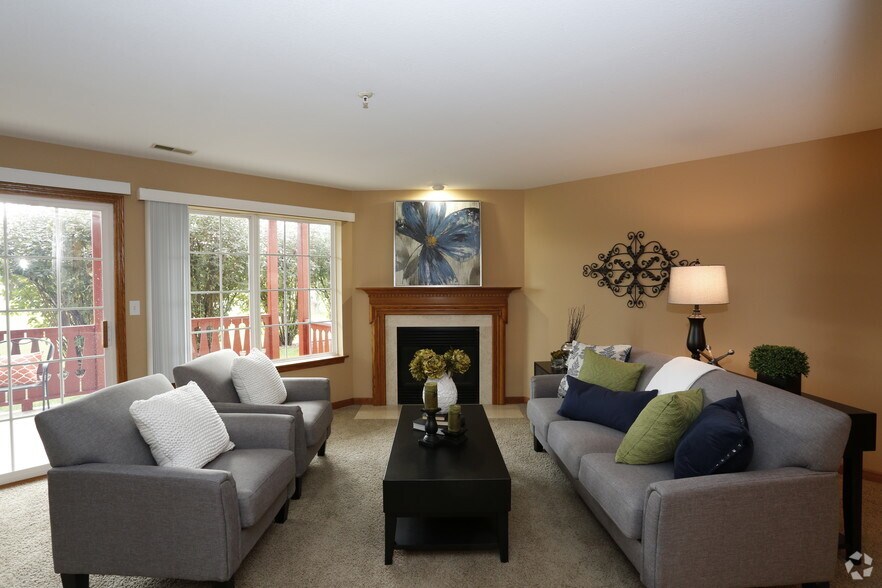 Eagle Point Apartments 30153031 W Willow Knolls Dr Peoria IL 61614