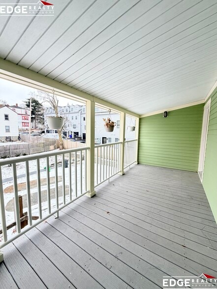 Building Photo - 48 Shannon St