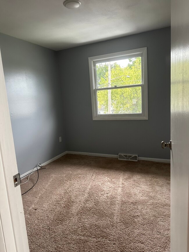 Building Photo - 1011 Hudson St