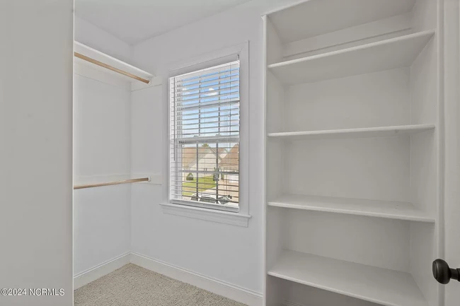 Master Closet - 1924 Leighton Dr