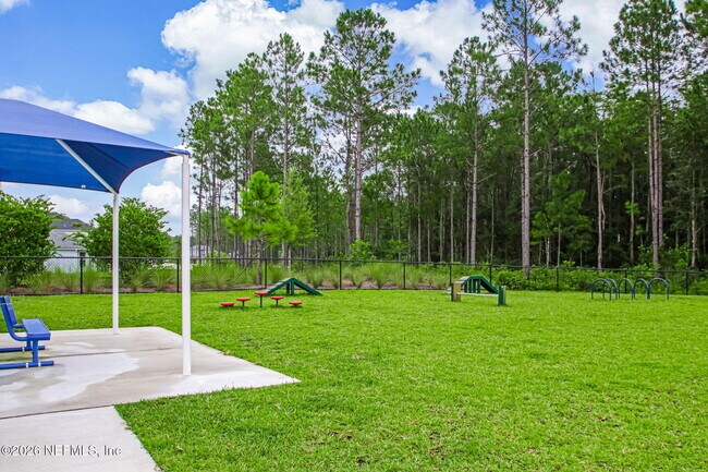 Building Photo - 149 Silver Myrtle Ct
